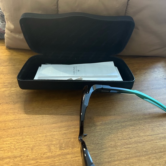 Balenciaga Sunglasses - Picture 5 of 7